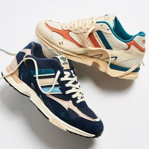 NEW WITH TAGS -  adidas Torsion Super x END - SIZE US 6.5 - LIMITED STOCKS